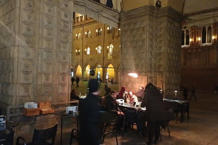 Bologna By Night: Sipping Through the City's Student Squares and Hidden Bars photo 3