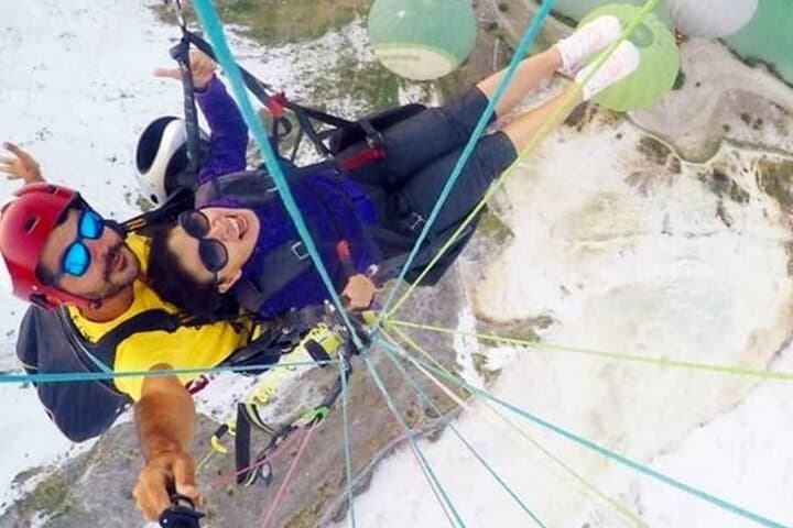 Paragliding Pamukkale: Tandem Flight Over Travertines & Hierapolis
