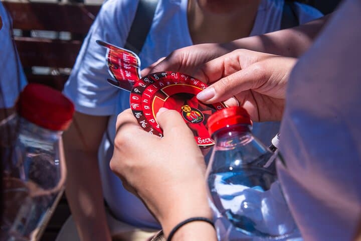 Barcelona Treasure Hunt: Plaça Catalunya City Adventure photo 2