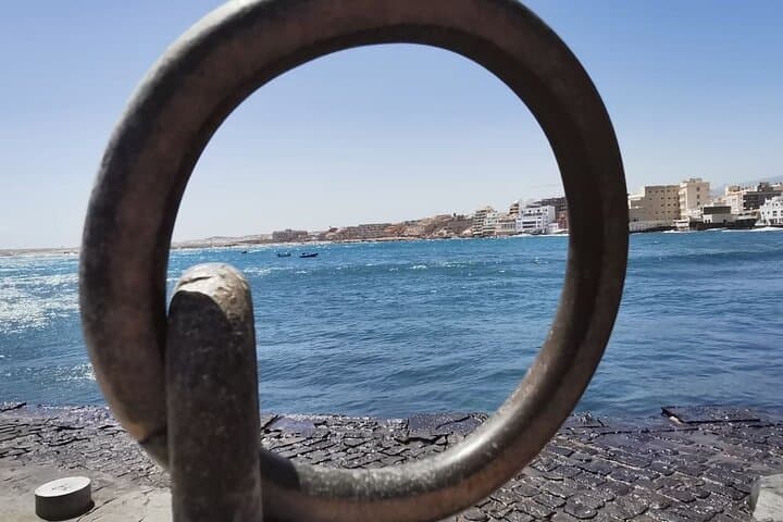 Self-Guided Adventure Hunt in El Médano: Puzzle Walk Through Town photo 3