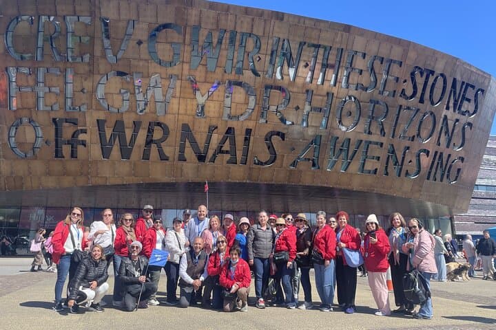 Cardiff in a Day: Full Guided Tour of Castle, Bay & Museums photo 2