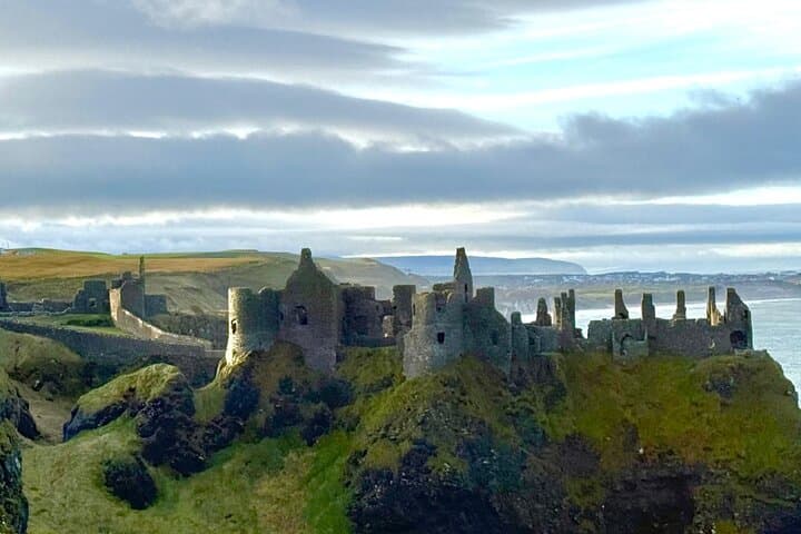 Private Luxury Giant's Causeway Tour from Dublin: Dunluce Castle & Dark Hedges photo 2