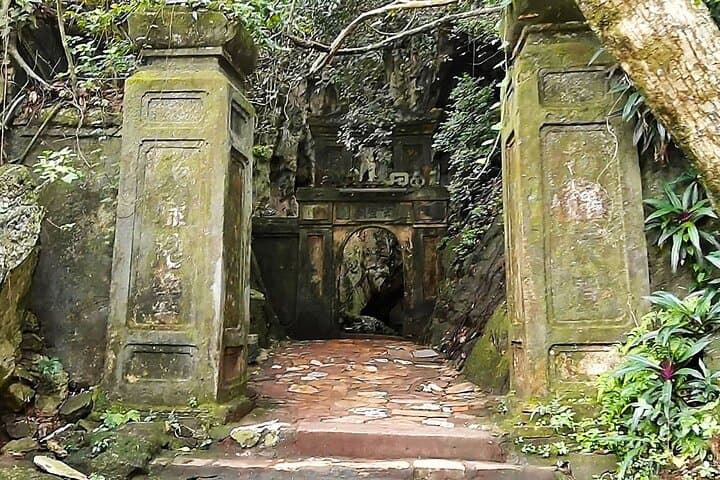 Marble Mountains, Lady Buddha & Cham Museum Day Tour from Da Nang