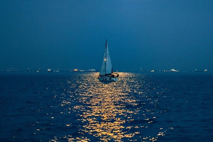 Full Moon Sail in Sotogrande: 2.5-Hour Night Navigation on the Assol
