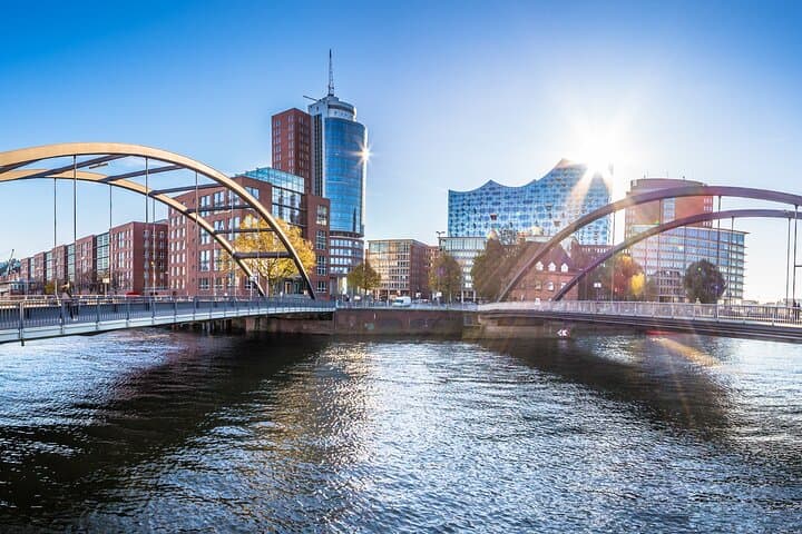 Private Transfer from Amsterdam to Hamburg with 2-Hour Münster Stop photo 2