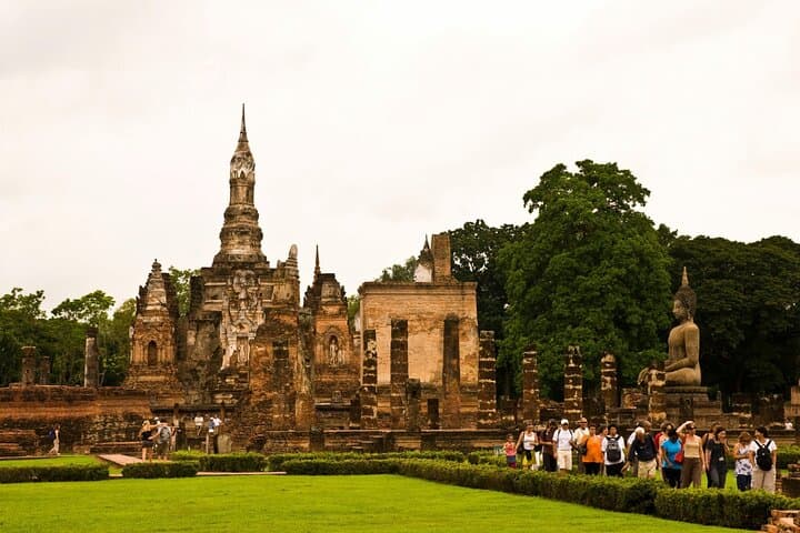 Ayutthaya Temples & River Cruise: Top Tour from Bus Station photo 2