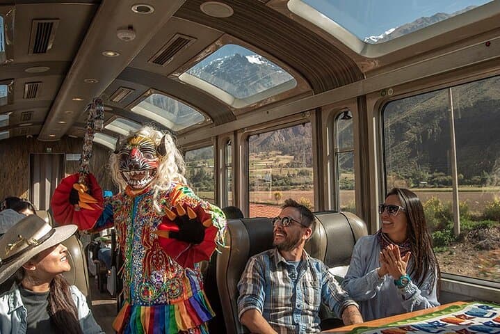 Vistadome Train to Machu Picchu: Full-Day Guided Tour from Cusco