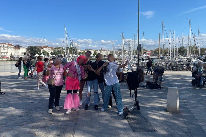La Rochelle City Challenge: Interactive EVG/EVJF Smartphone Game photo 2