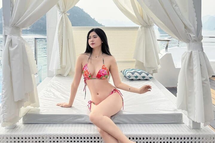 Luxury Ha Long Bay Day Cruise from Hanoi — Luna Halong Experience photo 2