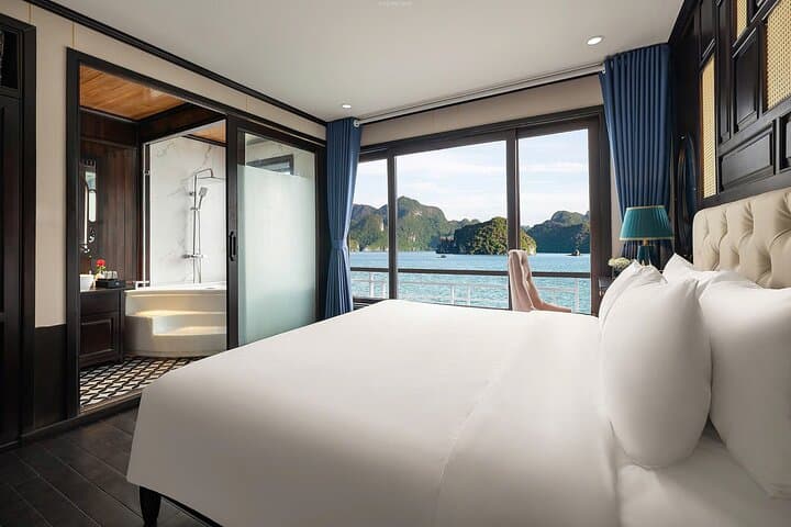 Ha Long Bay 2-Day Cruise: Kayaking, Caves & Island Beaches