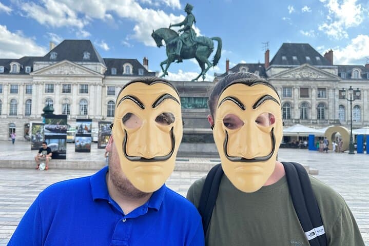 Orléans Outdoor Heist Escape Game — 2-Hour Citywide Team Challenge photo 2