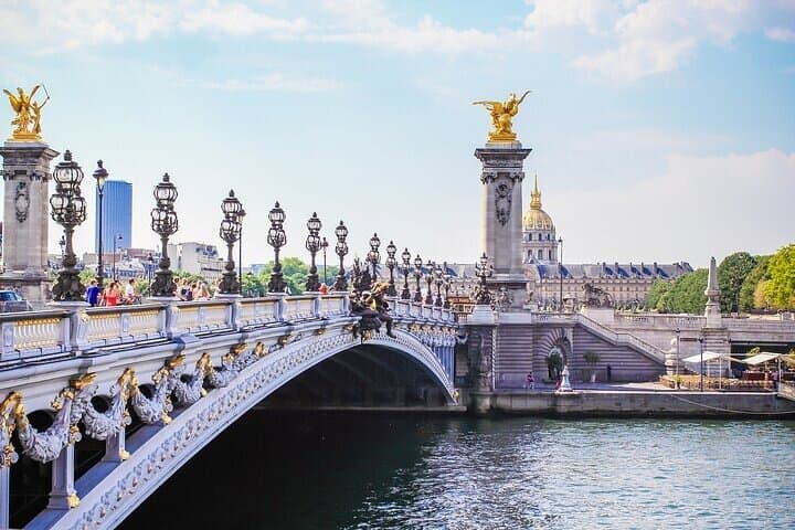 Rouen to Paris Private Tour: Eiffel Tower, Champs-Élysées & Louvre in One Day photo 5
