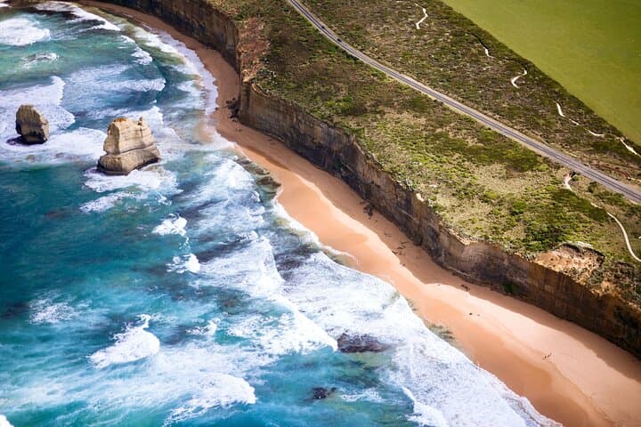 VIP Helicopter to the 12 Apostles: Private Flight, Landing & Gibson Steps photo 5