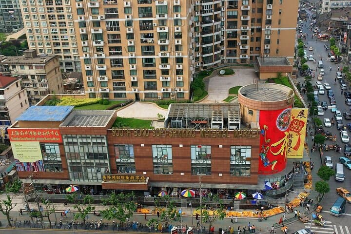 Private Shanghai Shopping Tour: Tailors, Markets & Bargaining Tips
