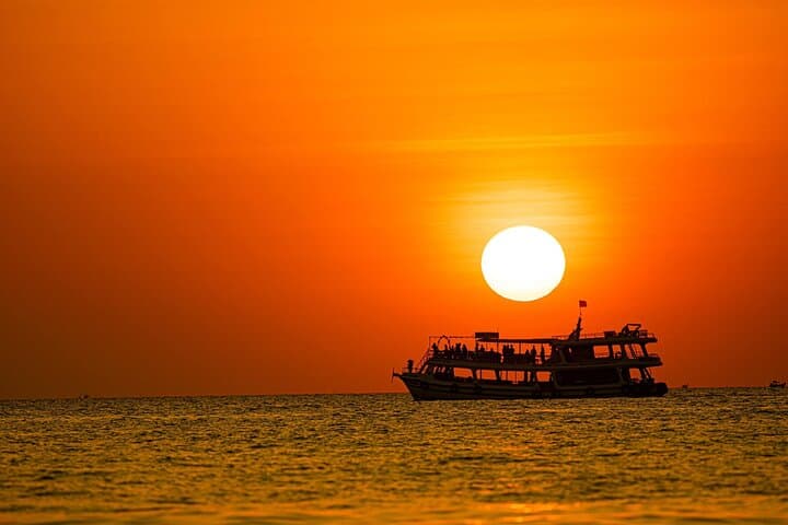 Phu Quoc Sunset Cruise with Night Squid Fishing & BBQ photo 4