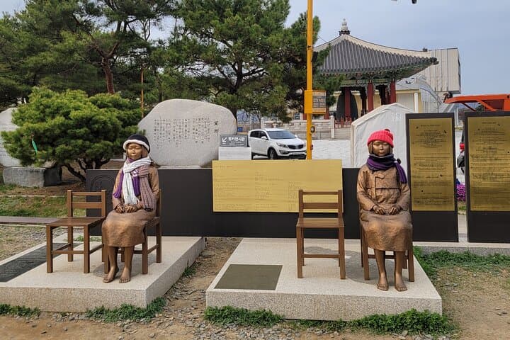 DMZ Historical Private Tour: Practical Guide to Imjingak, Third Tunnel & Dora Observatory photo 4