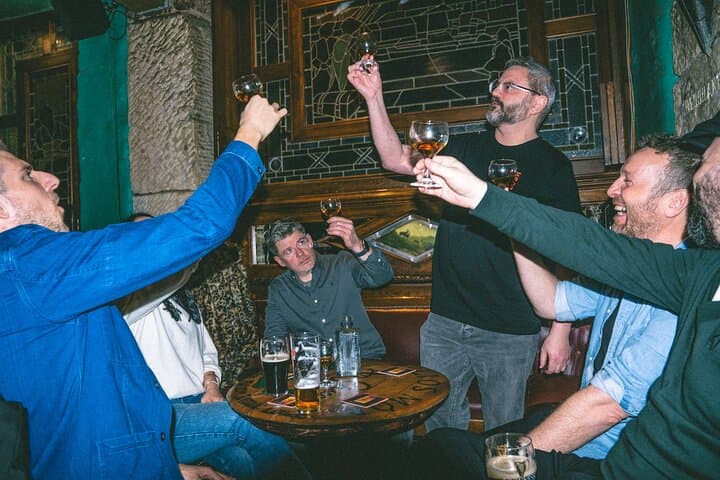 Glasgow Whisky Pub Crawl: Scottish Rogue Drams and City Stories photo 4