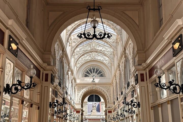 Nantes Self-Guided Scavenger Hunt — Château, Passage Pommeraye & Place Graslin photo 4