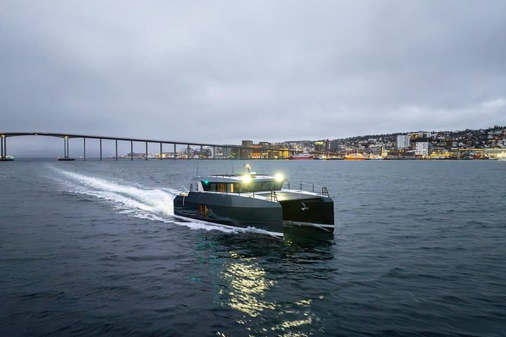 Luxury Catamaran Fjord Cruise from Tromsø — Deep Fjord Small-Group Experience photo 2