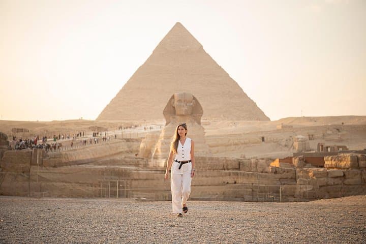 Private Photoshoot at the Pyramids of Giza and the Sphinx photo 3
