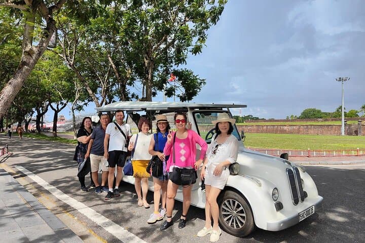 Da Nang, Hoi An & Hue: 4-Day Private Central Vietnam Adventure