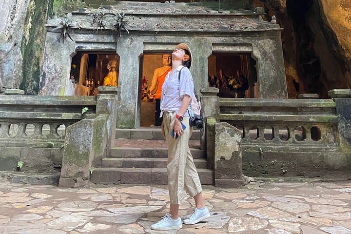 Explore Da Nang: Marble Mountain & Monkey Mountain Tour — Marble Caves, Linh Ung & Basket Boats photo 6