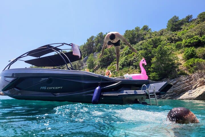 Blue Cave & Hvar Speedboat: 5-Island Day Trip from Split photo 4
