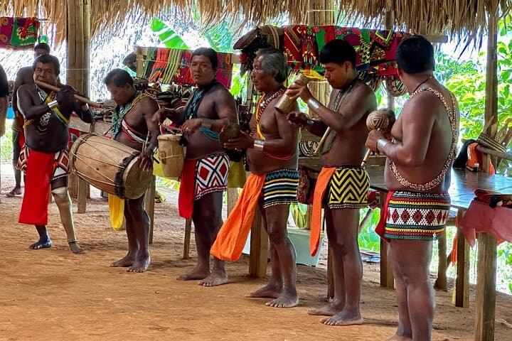 Emberá Village & Chagres Waterfall Day Trip from Panama City photo 5