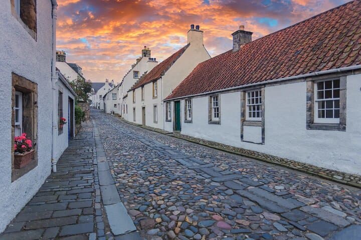 Outlander Filming Locations Tour from Stirling — Explore Scotland’s TV Landscapes photo 3