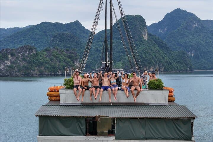 Oasis Bay Party Cruise: Overnight Halong Bay Adventure with Kayaks & Trampoline photo 5