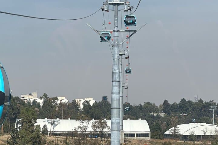 Chapultepec Park Bike & Cable Car Tour — Sunset Views Over Mexico City photo 2