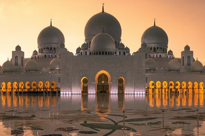 Private Abu Dhabi Full-Day City Tour: Sheikh Zayed, Corniche & Cultural Sights photo 2