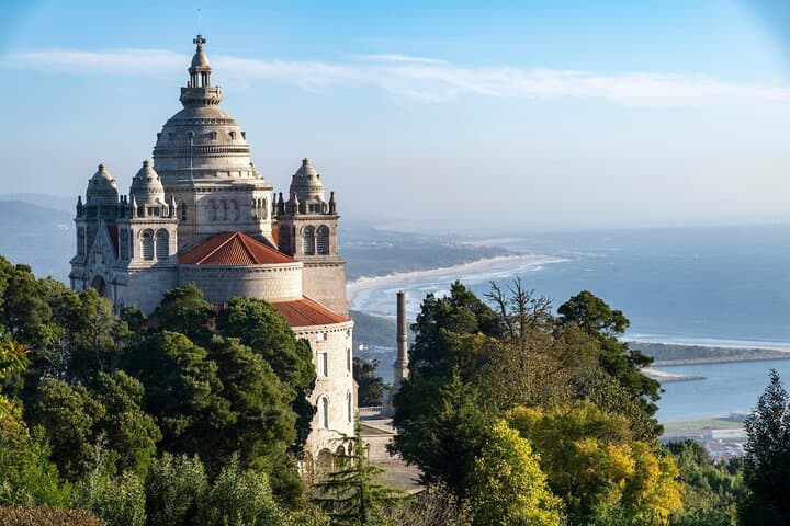 Full-Day from Porto to Viana do Castelo, Braga & Guimarães — Historic Santuaries and Hilltop Views