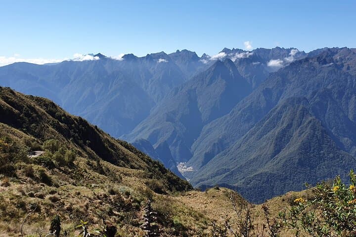 Short Inca Trail 2-Day, 1-Night: Hike Wiñay Wayna to Machu Picchu via the Sun Gate photo 3
