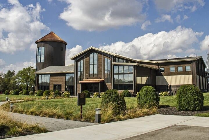 Kentucky Bourbon Trail: James B. Beam, Heaven Hill & Lux Row Day Tour from Louisville photo 4