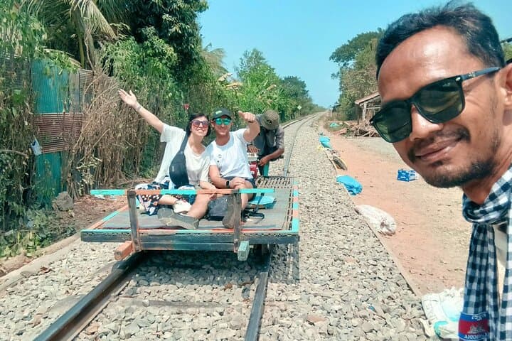 Battambang Full-Day Bamboo Train, Wat Banan & Phnom Sampov Tour photo 3