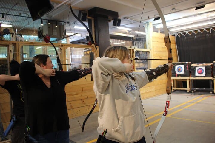 Precision Fun Archery Lessons in Montreal — Learn to Hit the Bullseye photo 6