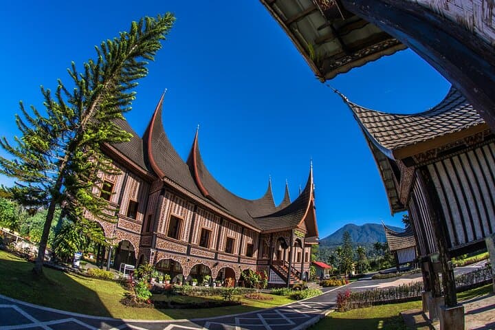 9-Day Padang to Mentawai Cultural Immersion: Mentawai Tribe, Harau Valley & Bukittinggi photo 4