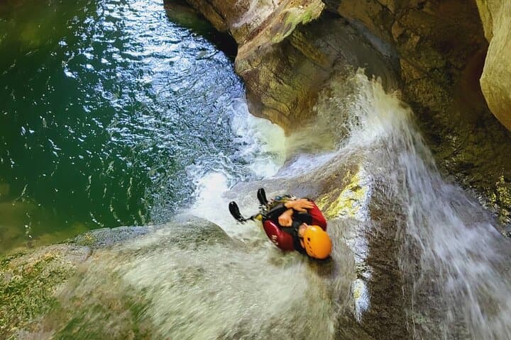 Canyoning du Groin: Navigate Narrow Limestone Gorges Near Lake Bourget photo 2