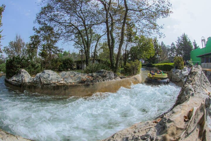 Six Flags Mexico Full-Day Admission with Hotel Transport — What to Expect photo 5