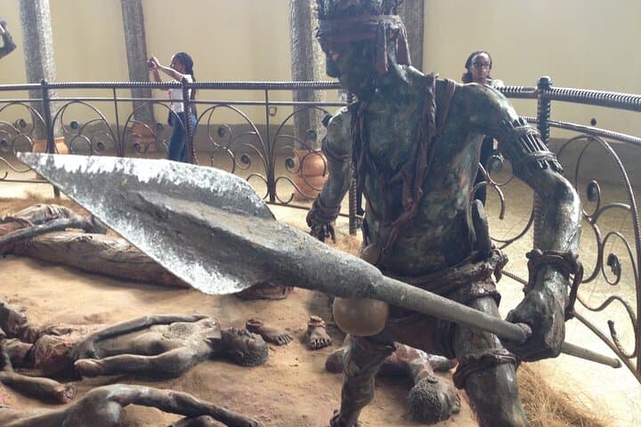 Half-Day Kampala Sacred Sites Tour — Gaddafi Mosque, Namirembe & Namugongo photo 6