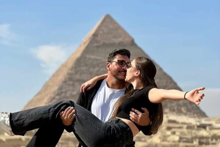 10-Day Egypt Tour: Pyramids, Nile Cruise & Ancient Temples