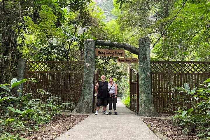 Half-Day Trek in Cat Ba National Park and Hospital Cave — Trekking, Caves & History photo 4