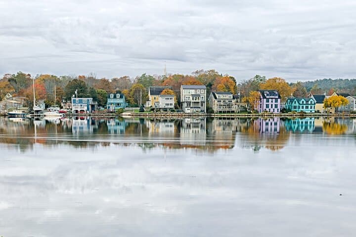 Halifax to Lunenburg & Mahone Bay: 4-Hour Private Coastal Escape photo 4