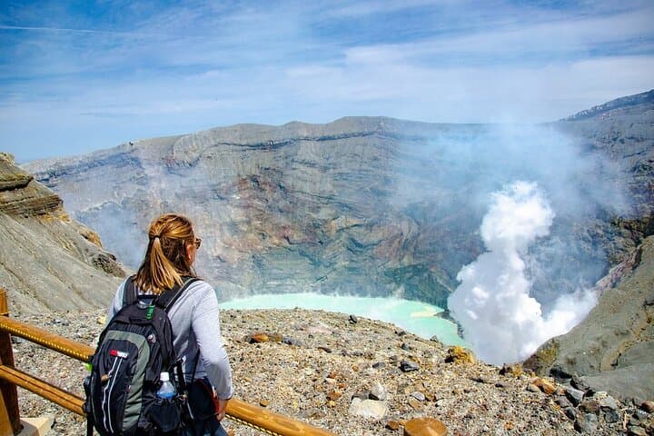 Full-Day Aso Experience: Nakadake Crater, Kusasenri Grassland & Kurokawa Onsen from Fukuoka