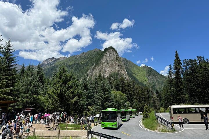 Jiuzhaigou National Park Tickets Booking — Visitor Guide & Practical Tips photo 6