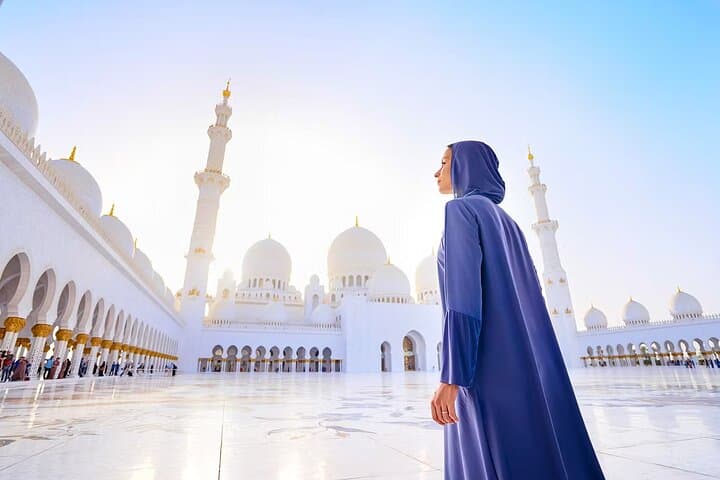 Private Abu Dhabi Sheikh Zayed Grand Mosque Tour from Dubai — What to Expect photo 2