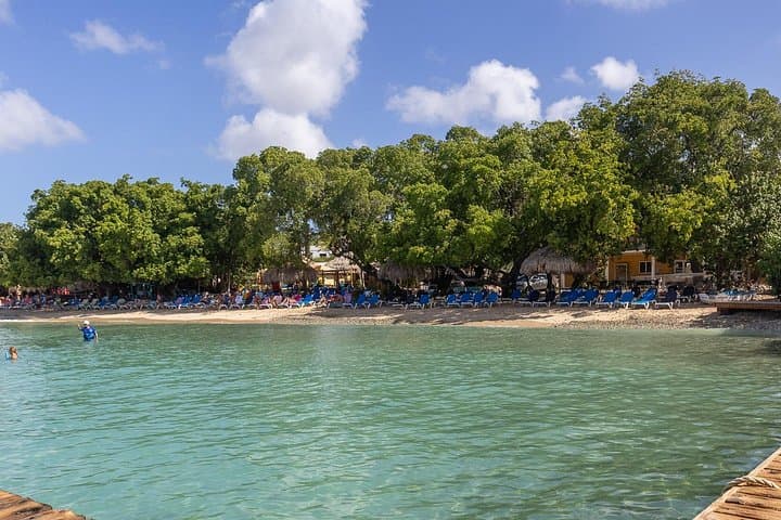 Curaçao Beach Express: Que Tapa Beach & Sint Michiel Flamingo Stop photo 6