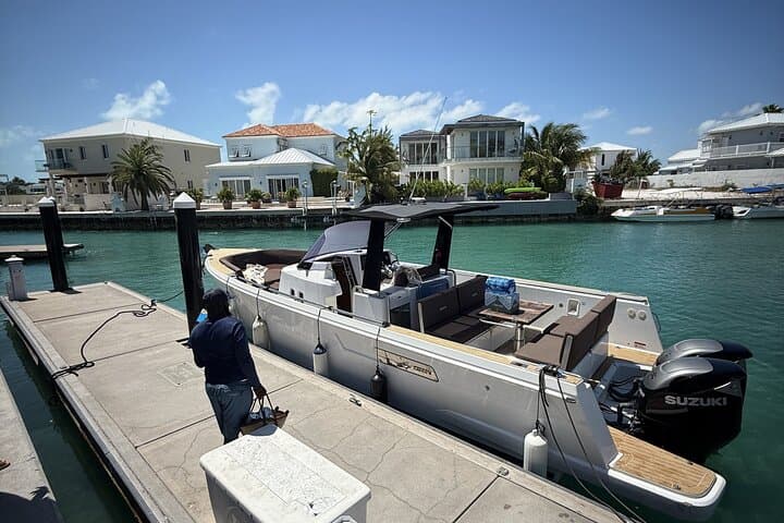 Private Sunset Boat Tour to Pine Cay & Grace Bay (Fjord 38) photo 3