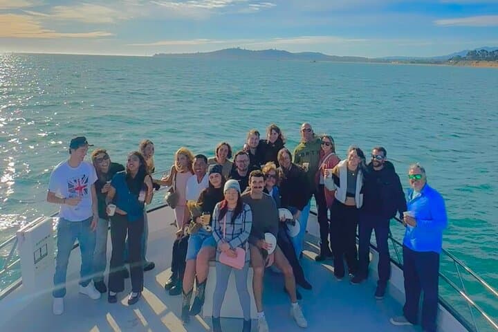 Santa Barbara Coastal Yacht Cruise from Stearns Wharf — 1-Hour Scenic Trip